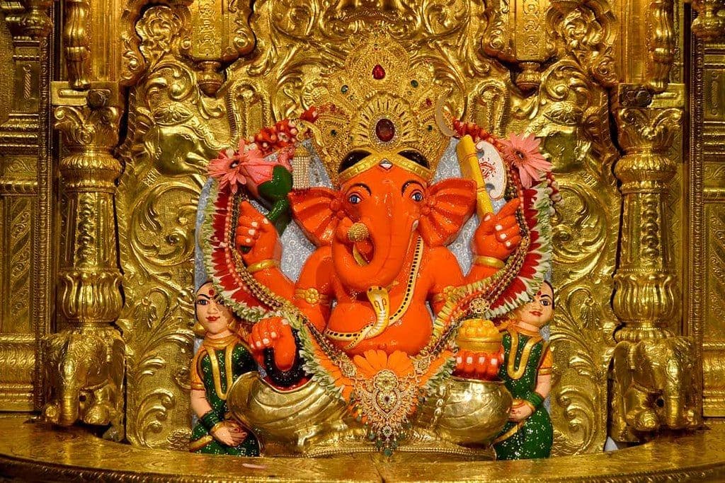 Shree Siddhivinayak Ganapati Temple, Mumbai – Live Darshan