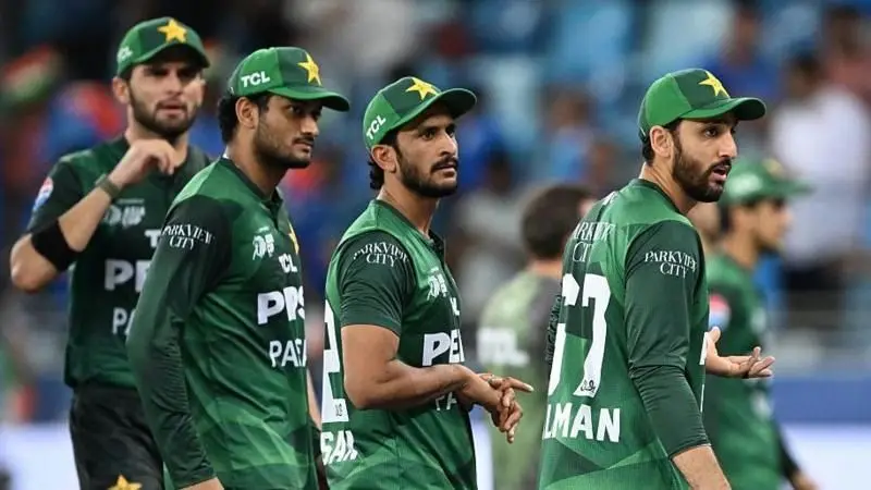 Handshake Controversy: ICC Match Referee Andy Pycroft Apologizes to Pakistan Team